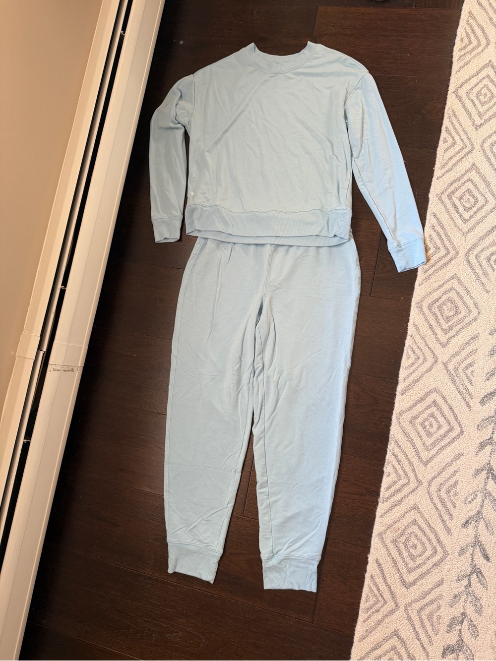 Lake Relaxed Jogger Set